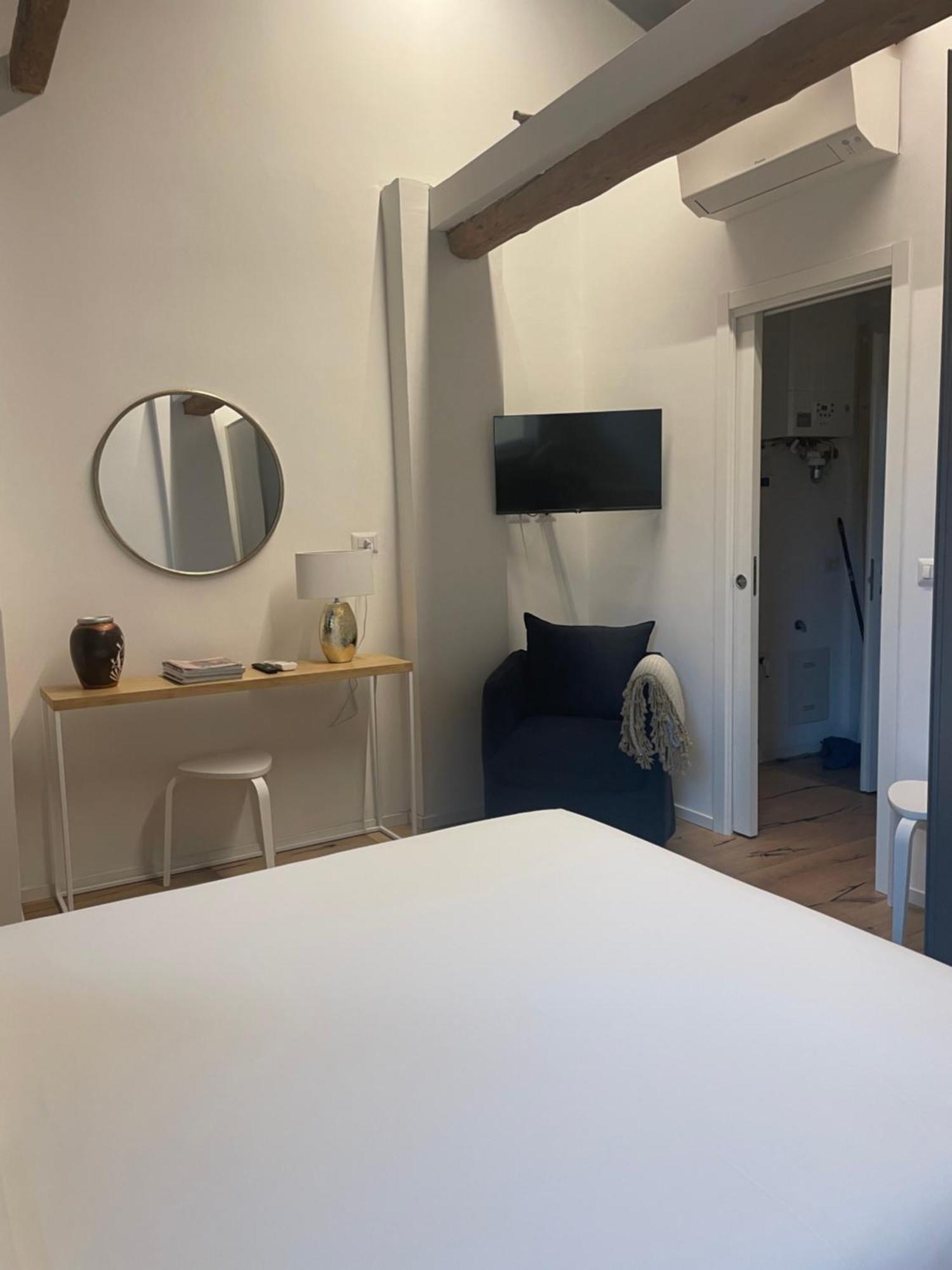 Dimora Santa Lucia Apartment Болоня Екстериор снимка